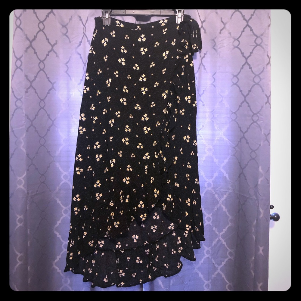 Floral black flowy maxi skirt with tie from AE